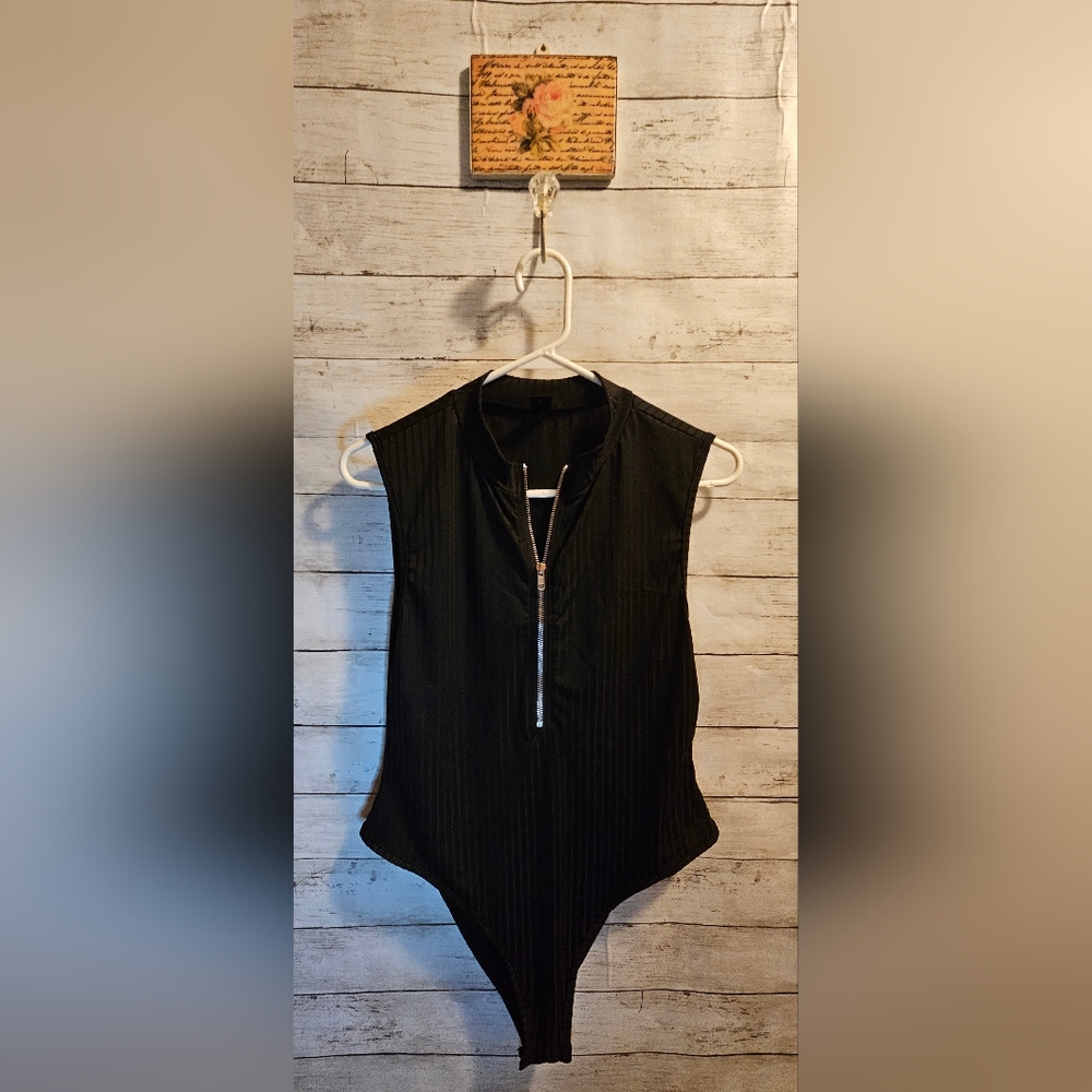 New Shein Curve Size Zip up jumper Black Size 0XL